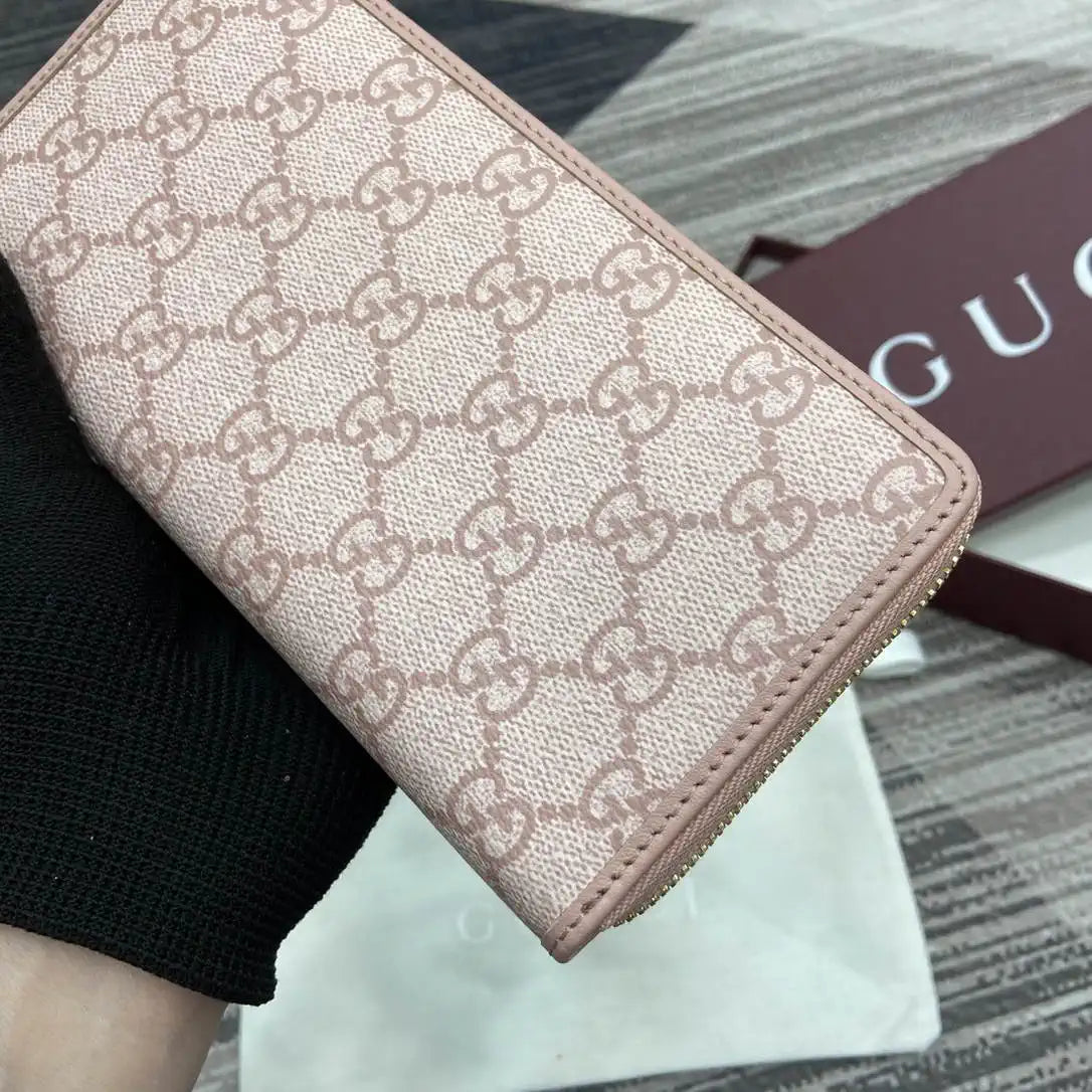 Gucci GG Emblem zip around wallet 819122 Pink