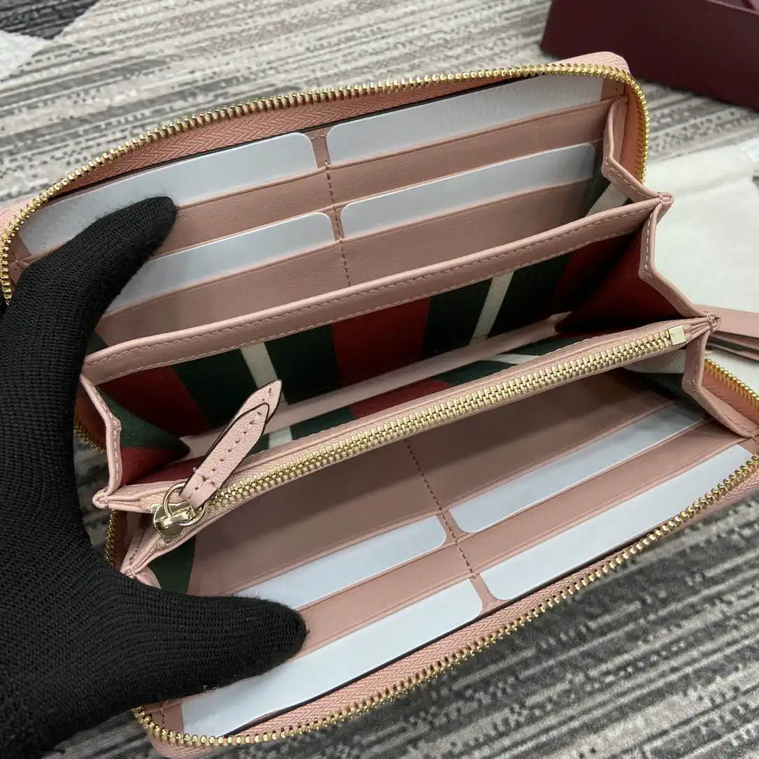 Gucci GG Emblem zip around wallet 819122 Pink