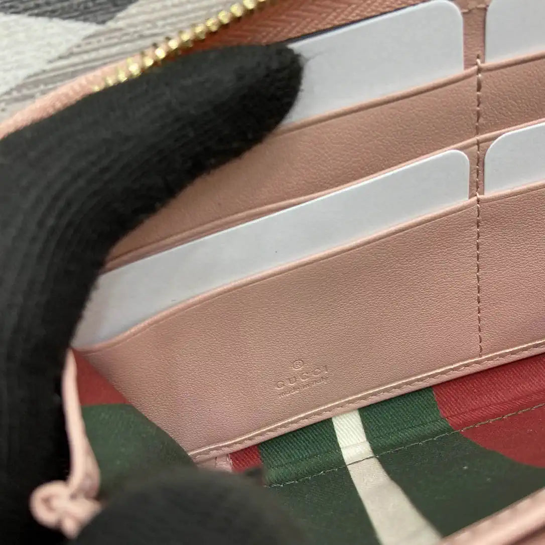 Gucci GG Emblem zip around wallet 819122 Pink