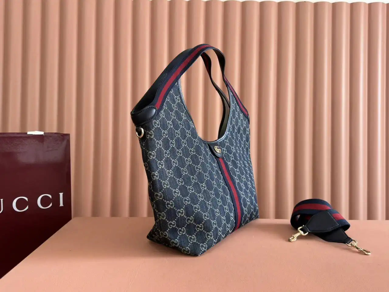 Gucci Giglio Large tote bag 853972 navy Blue