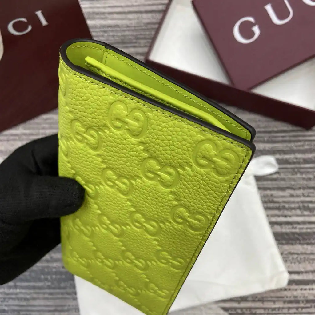 Gucci Imprint long wallet 835014 Lemon green