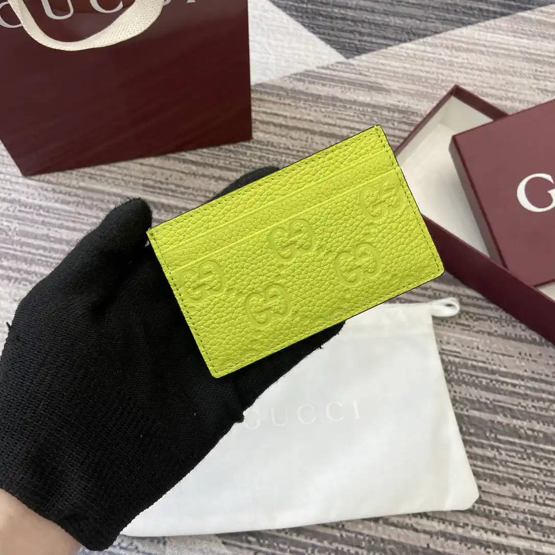 Gucci Imprint card case 835151 Lemon green