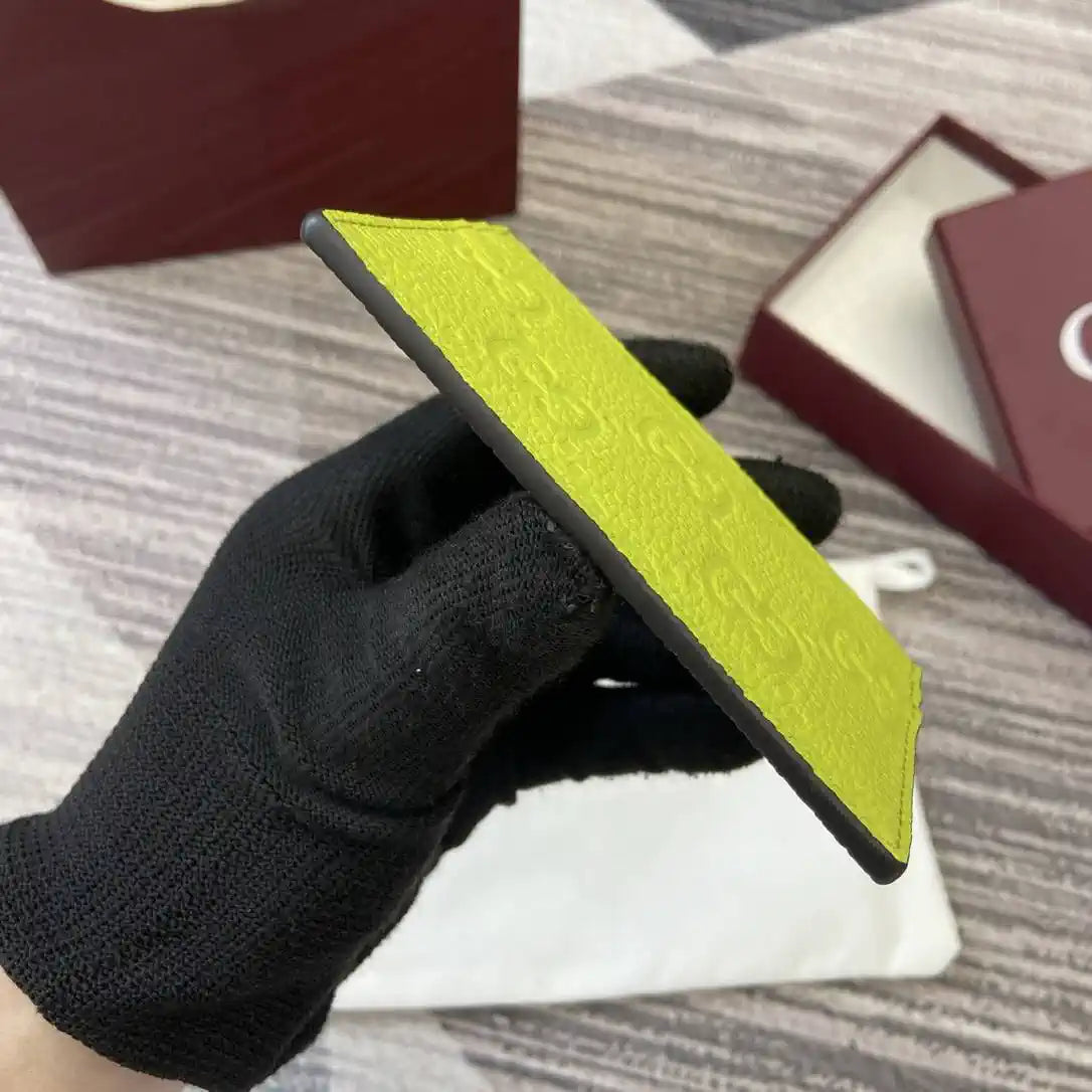 Gucci Imprint card case 835151 Lemon green
