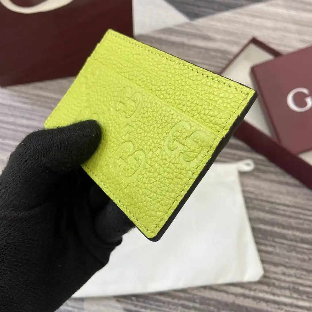 Gucci Imprint card case 835151 Lemon green