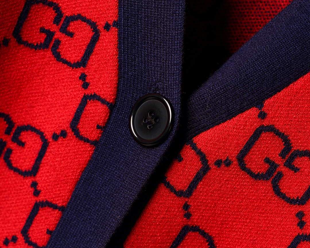Gucci Men's Sweaters Designer Gucci Sweaters and Cardigans Clothing 36002 Blue