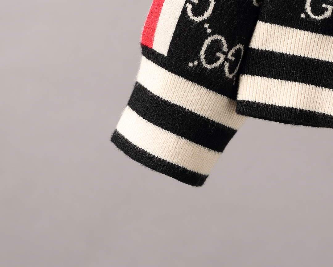 Gucci Men's Sweaters Designer Gucci Sweaters and Cardigans Clothing 36007