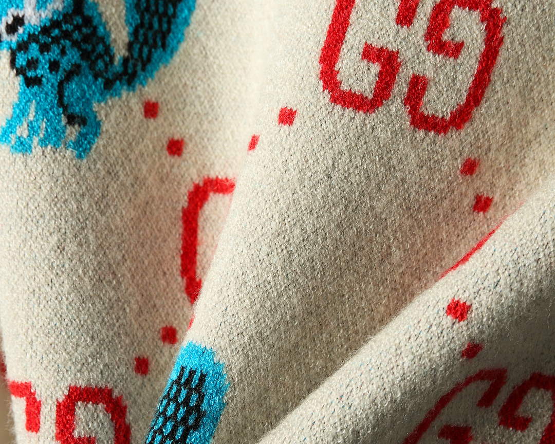 Gucci Men's Sweaters Designer Gucci Sweaters and Cardigans Clothing 36009 White and red