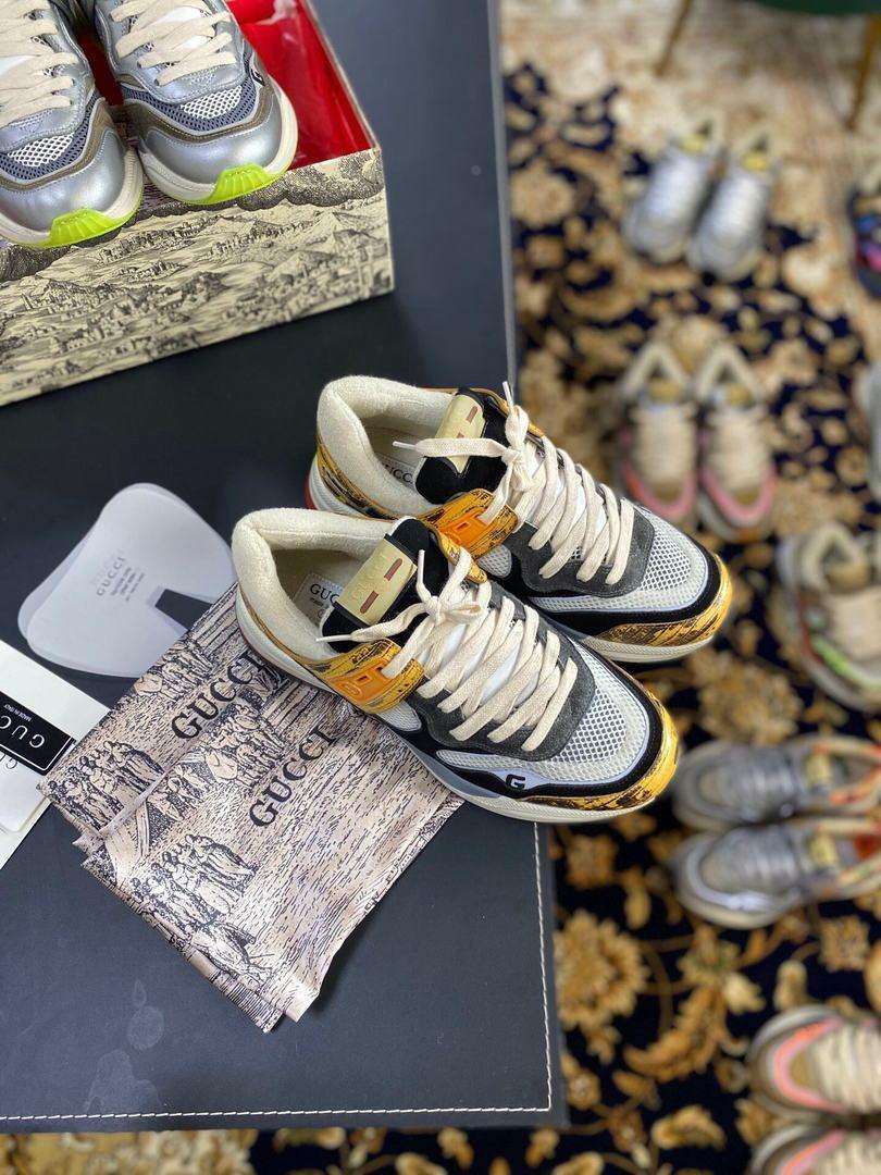 Gucci Men¡¯s Ultrapace R Leather Sneaker 81112 Yellow and Black - luxibagsmall