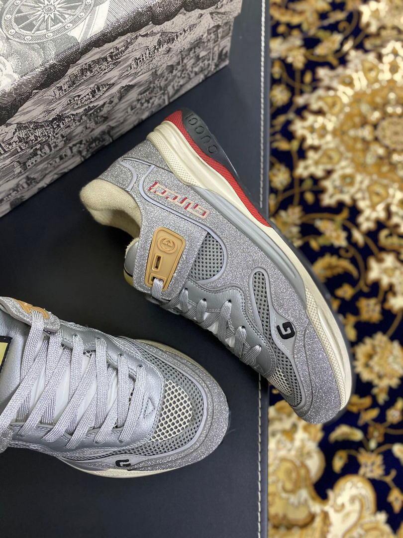 Gucci Men¡¯s Ultrapace R Leather Sneaker 81112 Silver and Gray - luxibagsmall