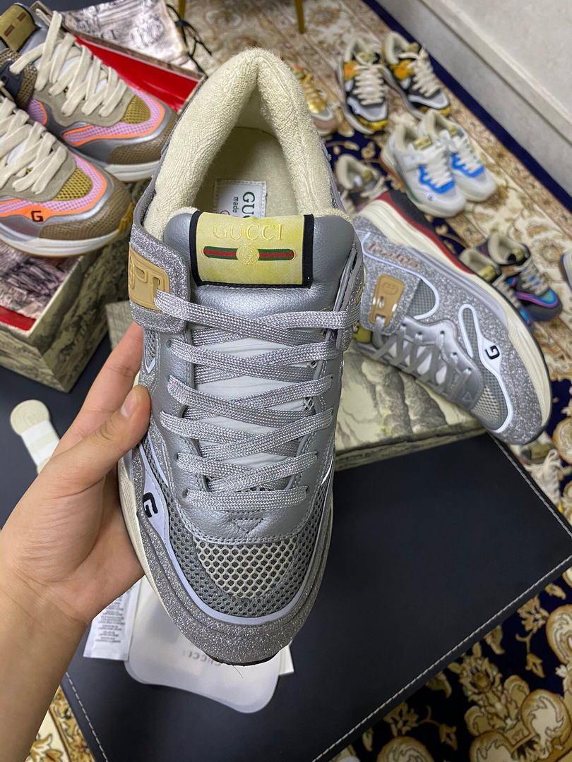 Gucci Men¡¯s Ultrapace R Leather Sneaker 81112 Silver and Gray - luxibagsmall