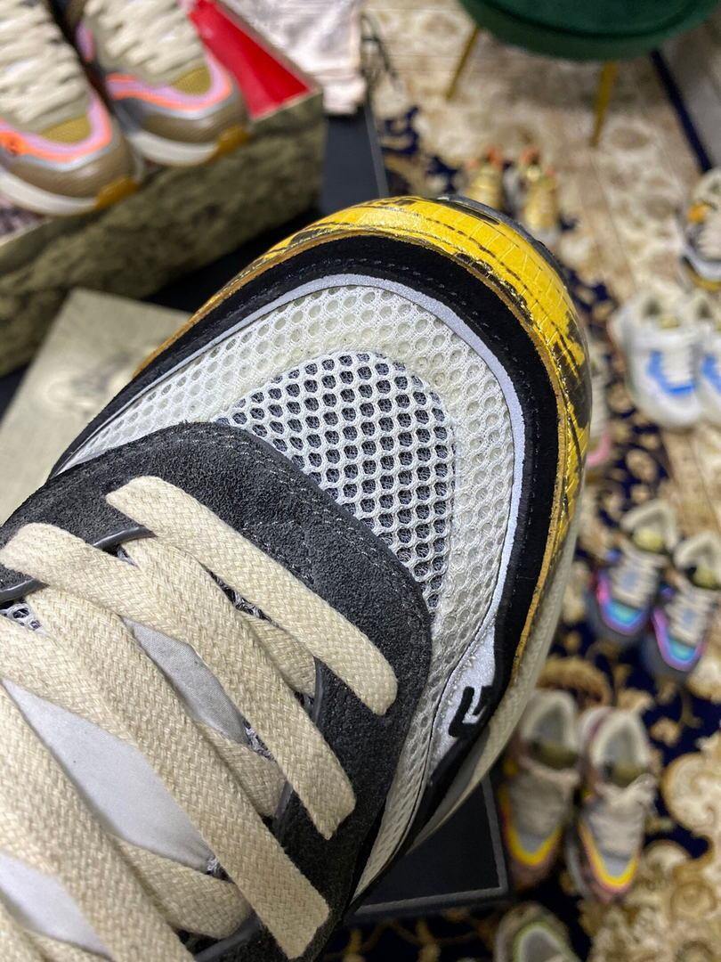 Gucci Men¡¯s Ultrapace R Leather Sneaker 81112 Yellow and Black - luxibagsmall