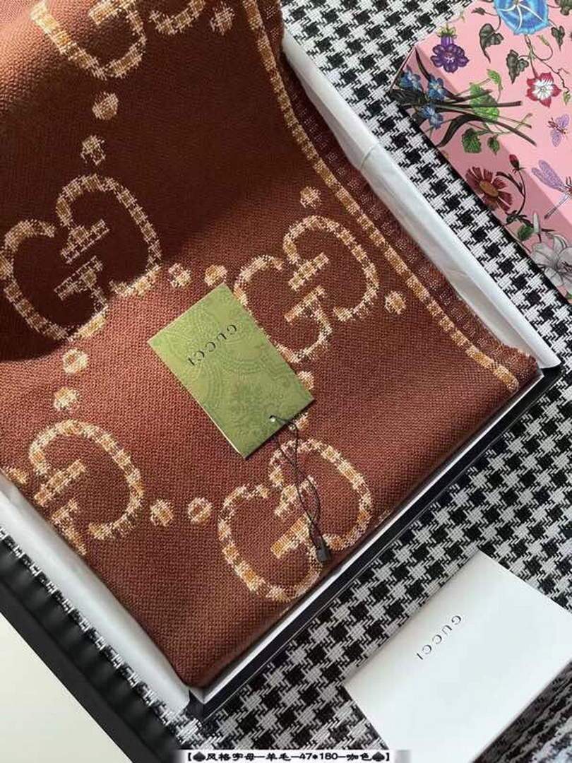 Gucci Scarves Designer Gucci Shawl Scarf 60001
