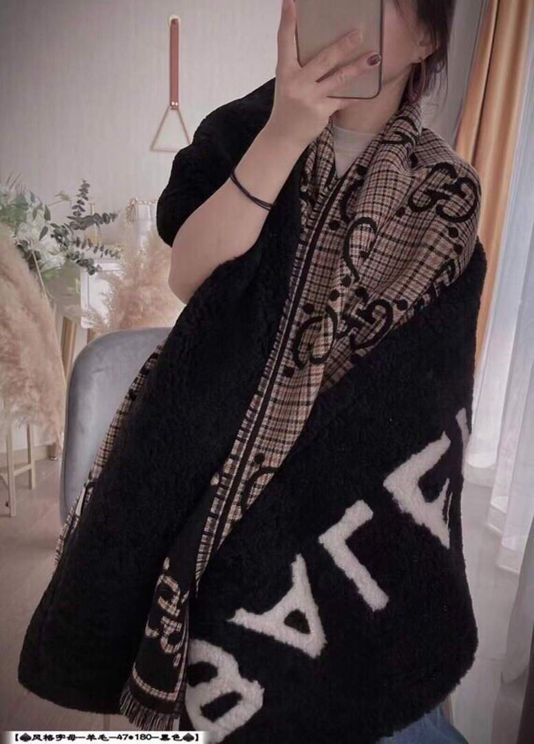 Gucci Scarves Designer Gucci Shawl Scarf 60003