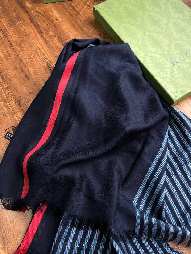 Gucci Scarves Designer Gucci Shawl Scarf 60004