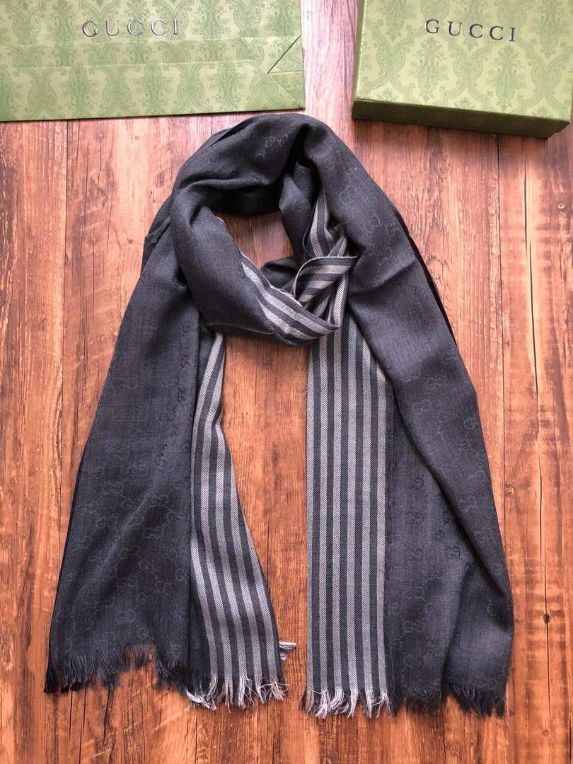 Gucci Scarves Designer Gucci Shawl Scarf 60005