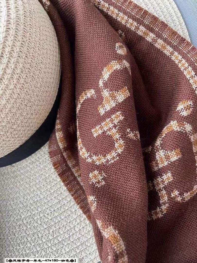 Gucci Scarves Designer Gucci Shawl Scarf 60001