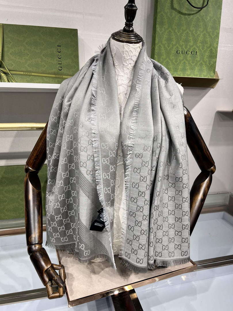 Gucci Scarves Fashion Scarf G58342
