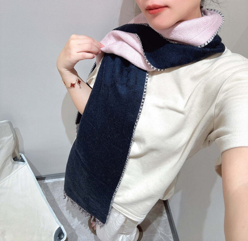 Gucci Scarves Fashion Scarf G59152