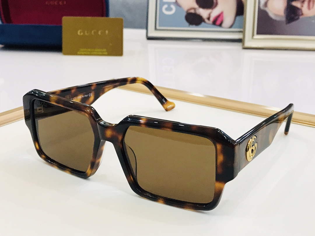 Gucci Sunglasses Luxury Fashion Show Sunglasses G992231 - Default Title - View 1