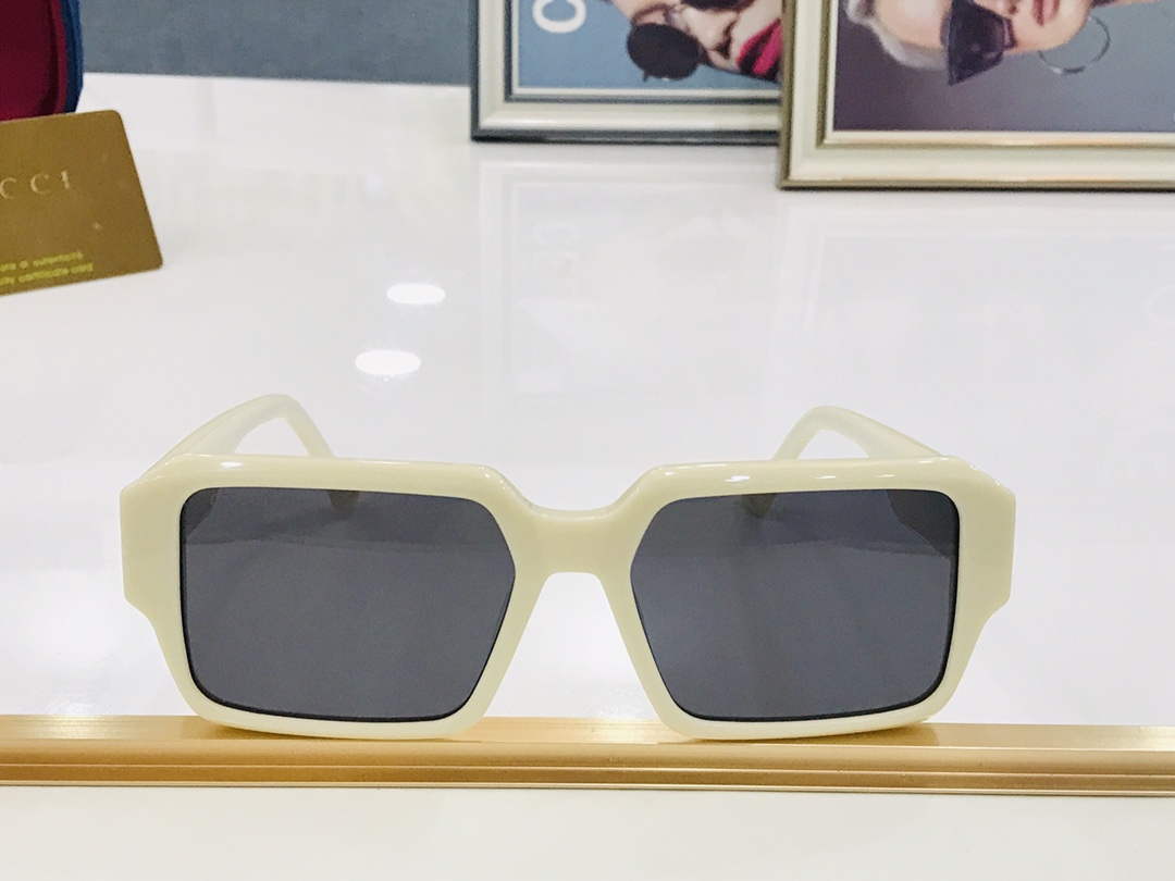 Gucci Sunglasses Luxury Fashion Show Sunglasses G992235
