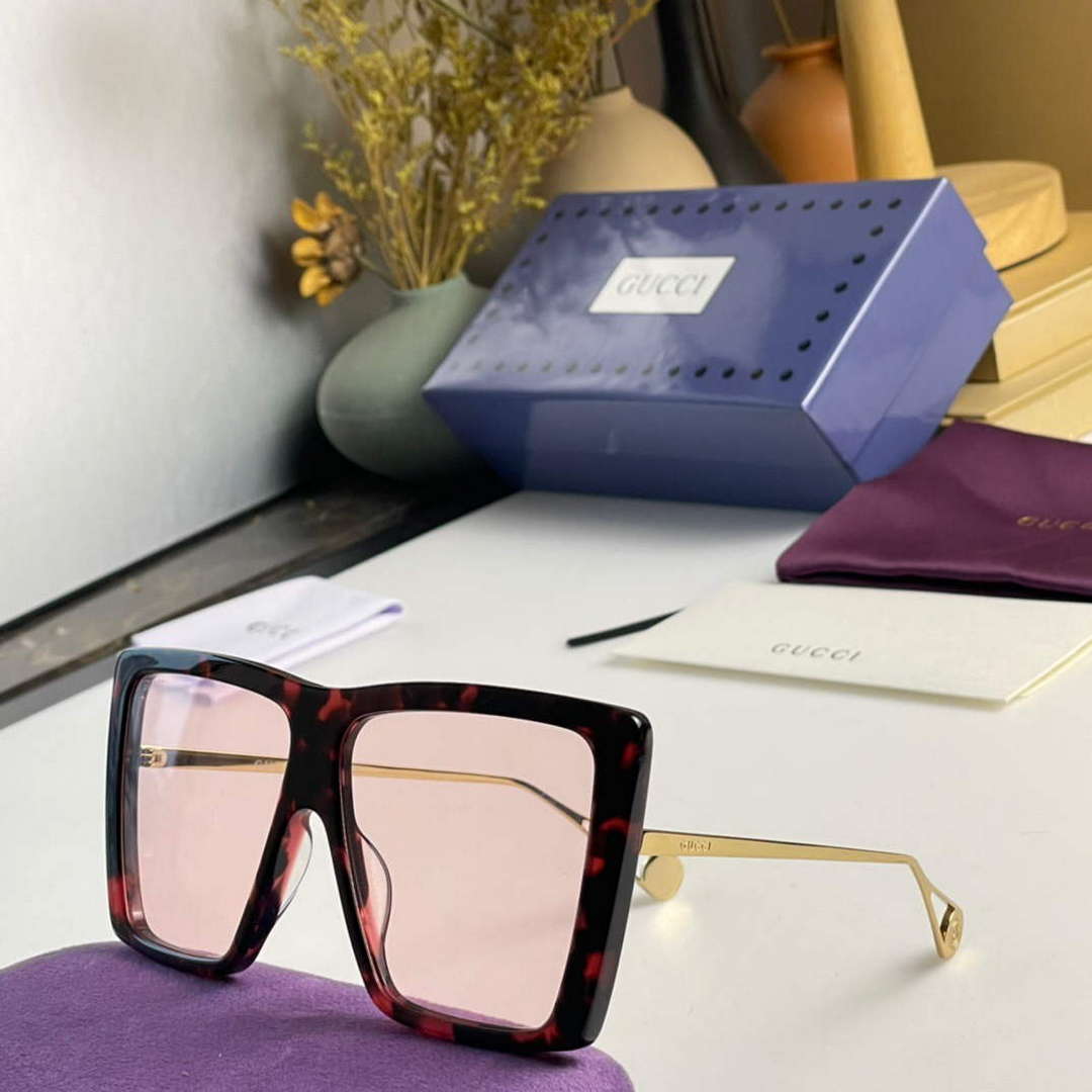 Gucci Sunglasses Luxury Fashion Show Sunglasses G992246 - Default Title - View 1