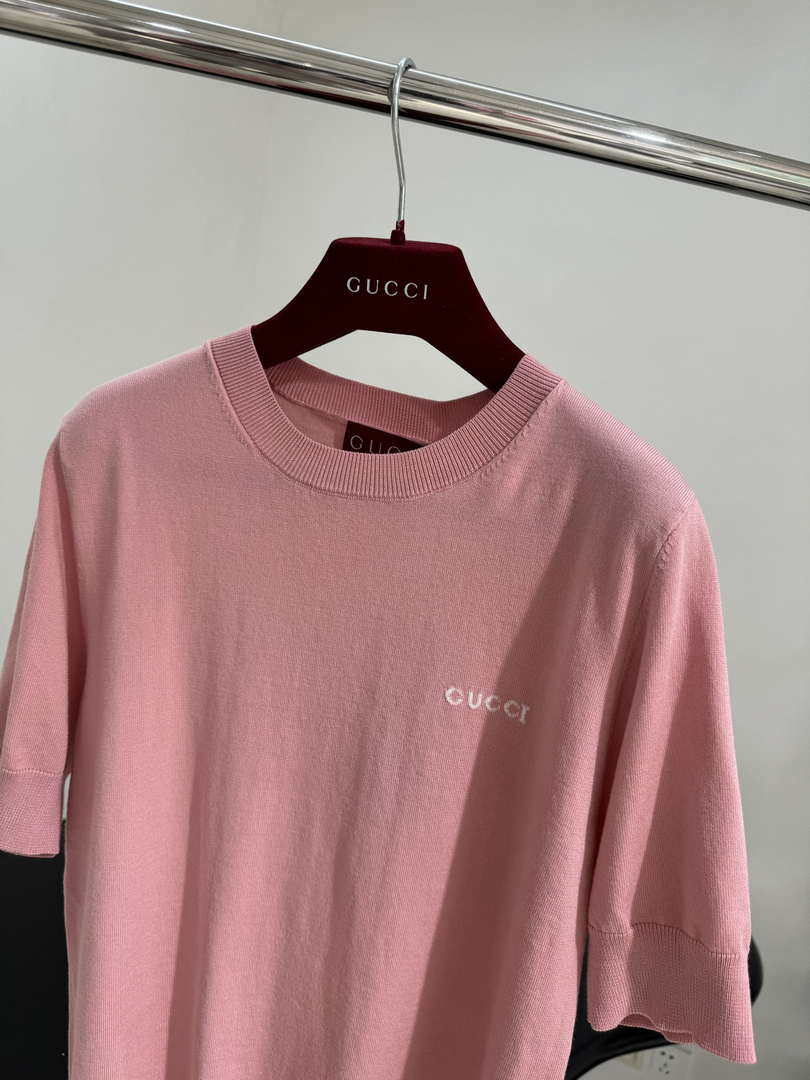 Gucci Women 25S Early Spring New Wool Pullover G85273
