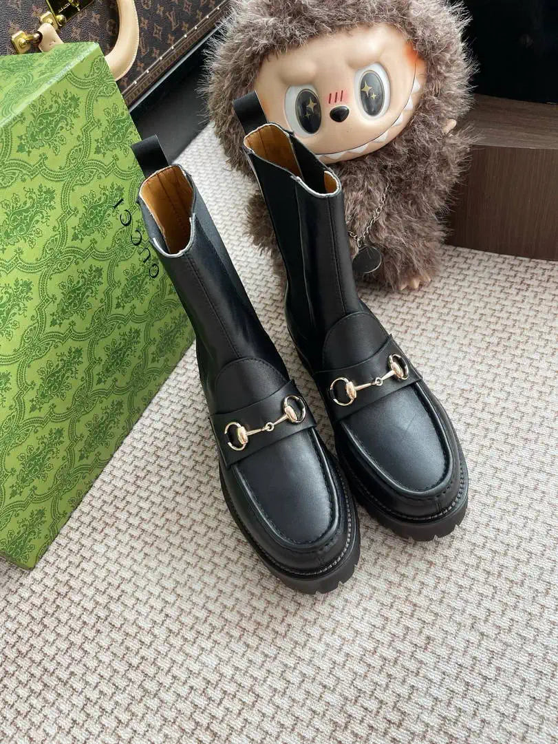 Gucci Women ankle boot with Horsebit Leather G77356