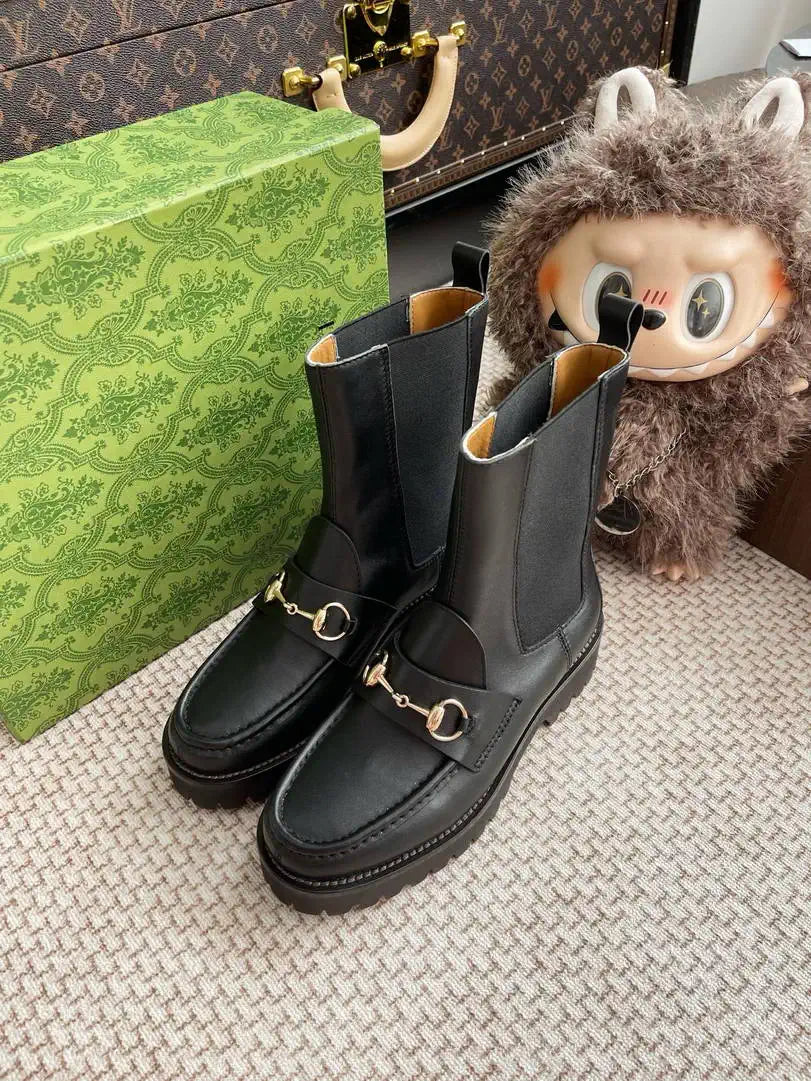 Gucci Women ankle boot with Horsebit Leather G77356