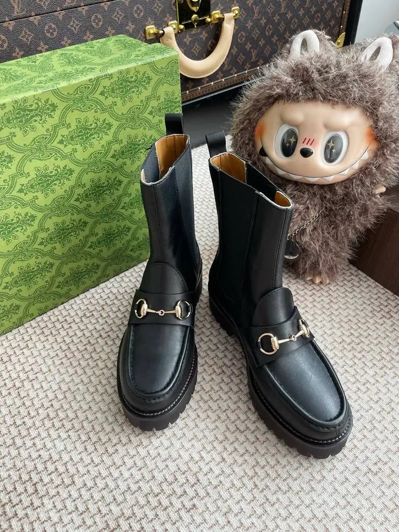 Gucci Women ankle boot with Horsebit Leather G77356