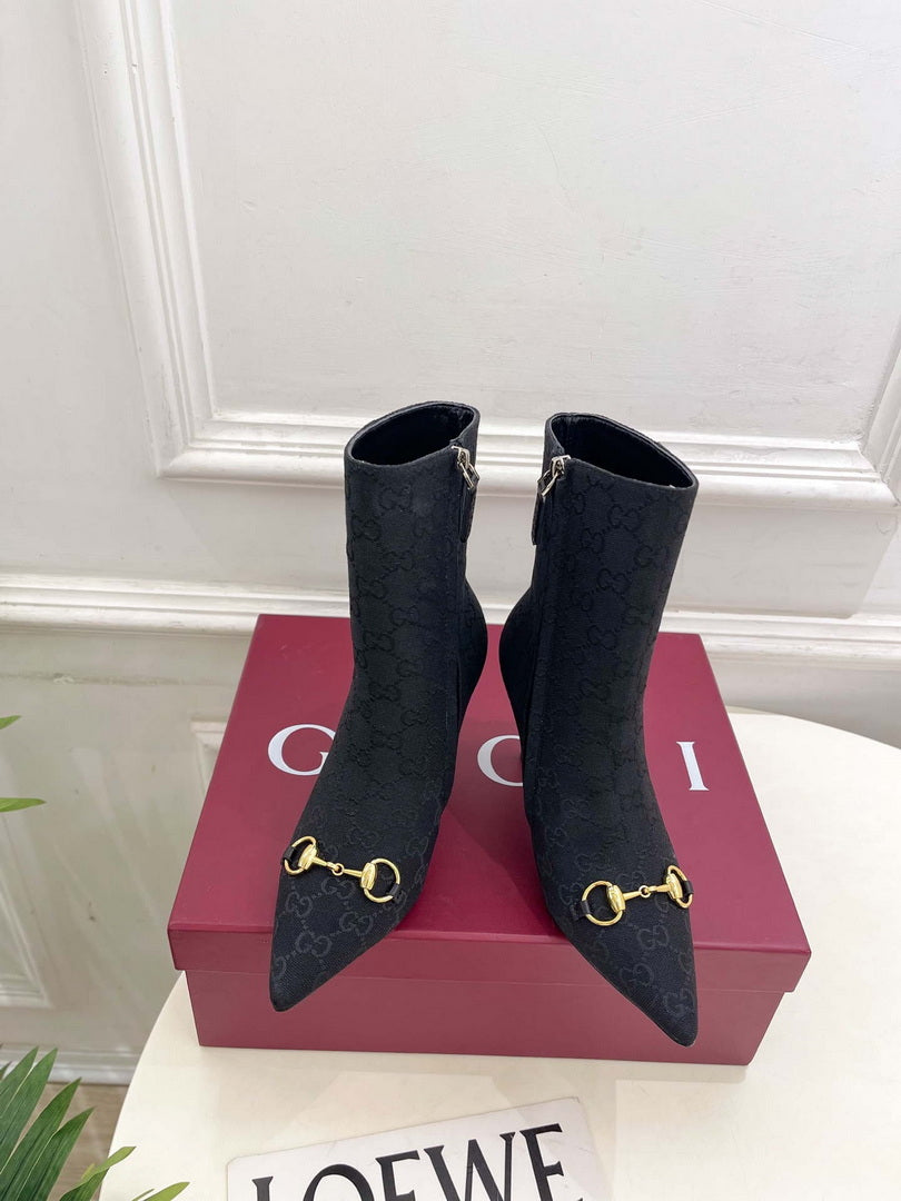 Gucci Women Boots Fashion Shoes G77402