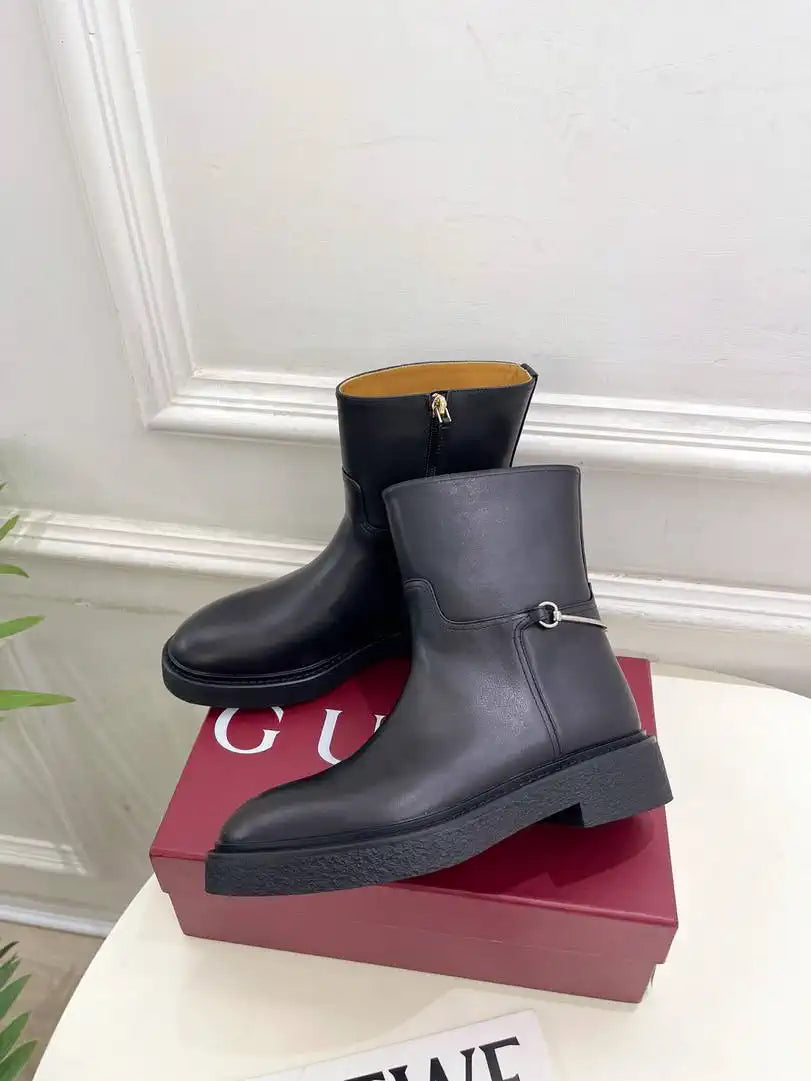 Gucci Women Classic Horsebit Ankle Boots G77371
