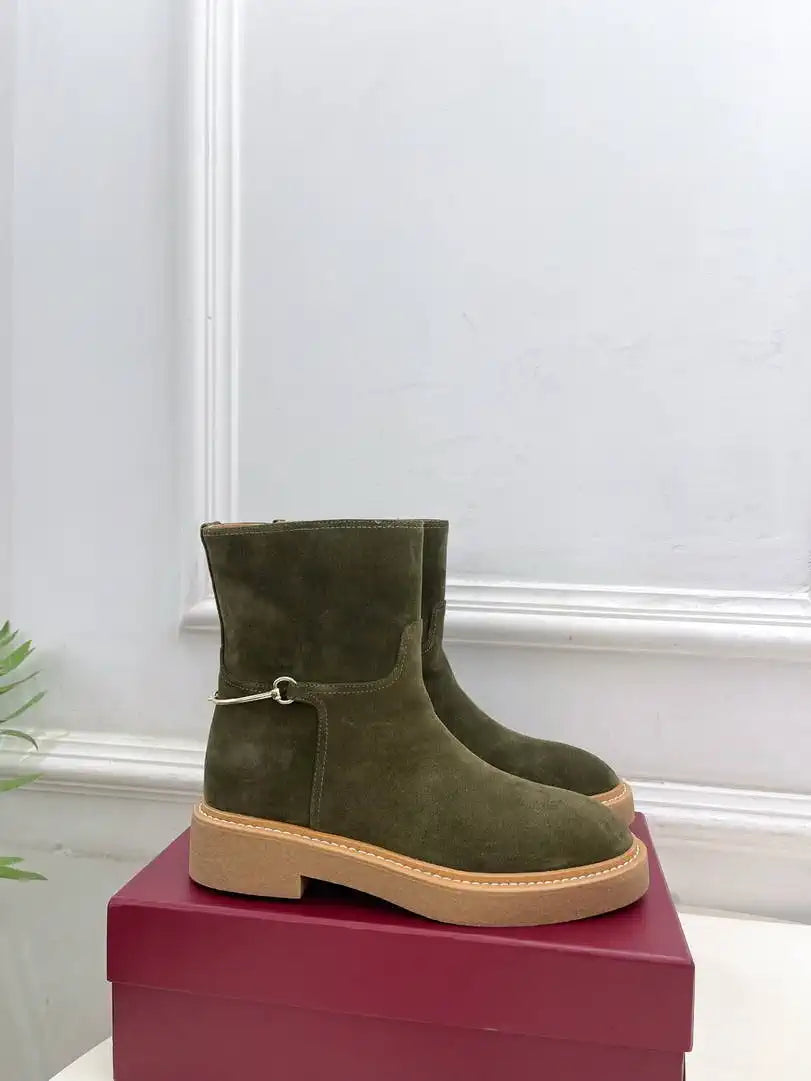 Gucci Women Classic Horsebit Ankle Boots G77372