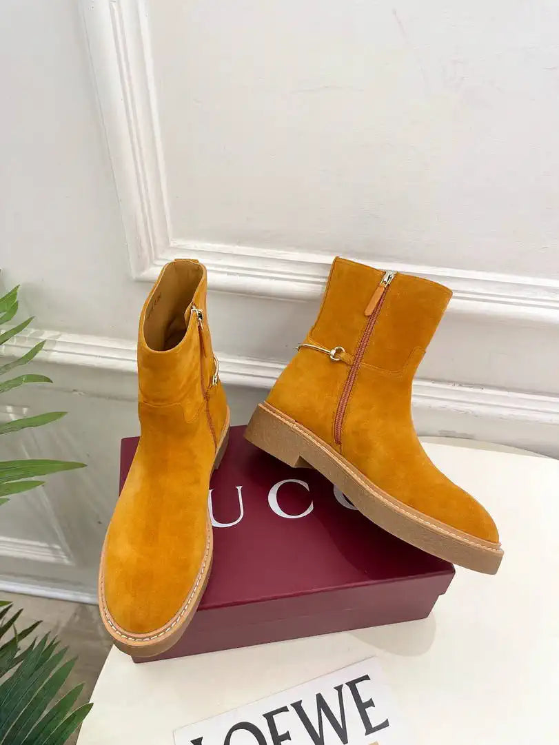 Gucci Women Classic Horsebit Ankle Boots G77373