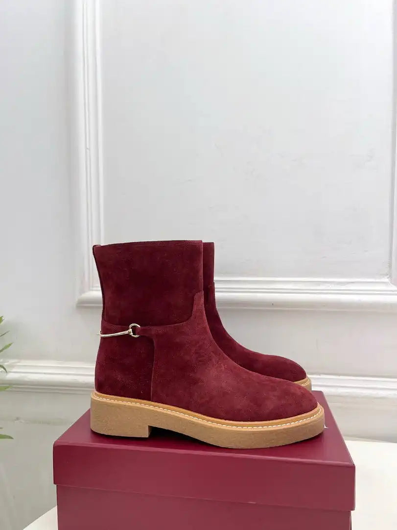 Gucci Women Classic Horsebit Ankle Boots G77375