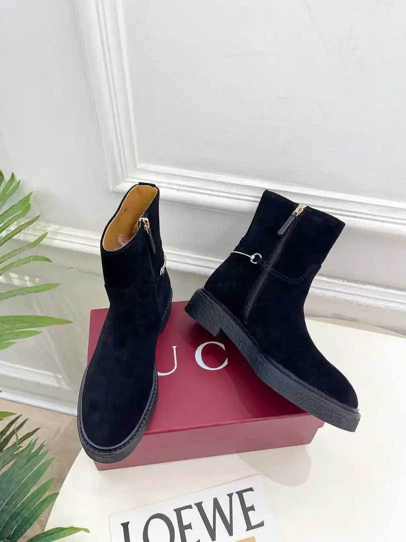 Gucci Women Classic Horsebit Ankle Boots G77376