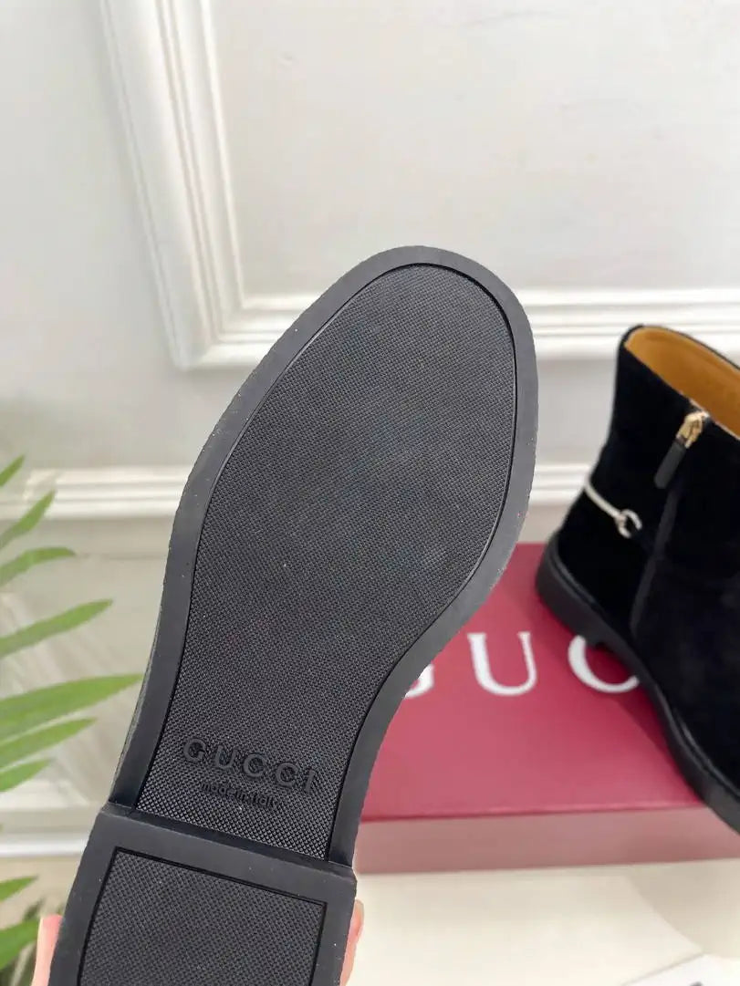 Gucci Women Classic Horsebit Ankle Boots G77376