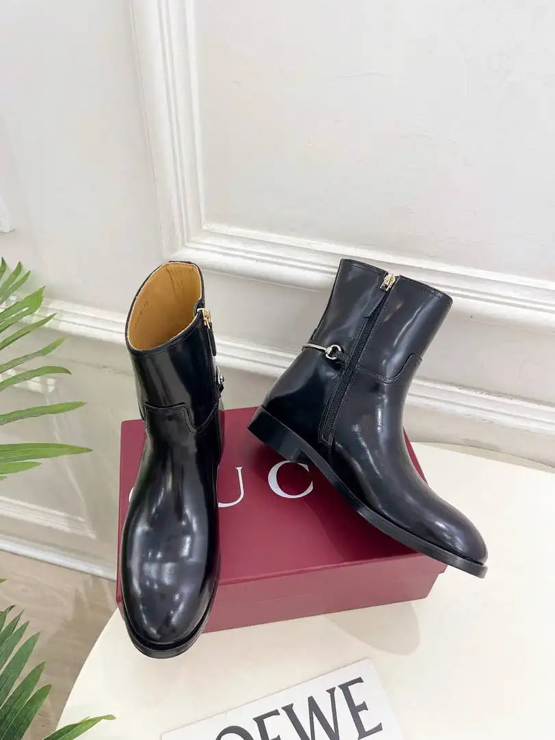 Gucci Women Classic Horsebit Ankle Boots G77380