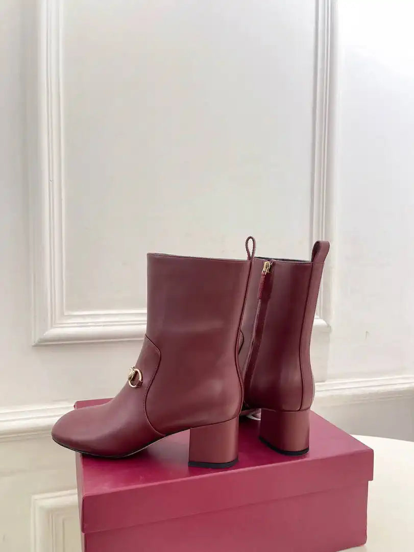 Gucci Women Classic horsebit chunky heel ankle boots G77358