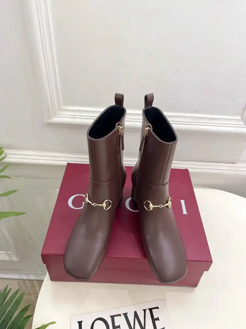 Gucci Women Classic horsebit chunky heel ankle boots G77360