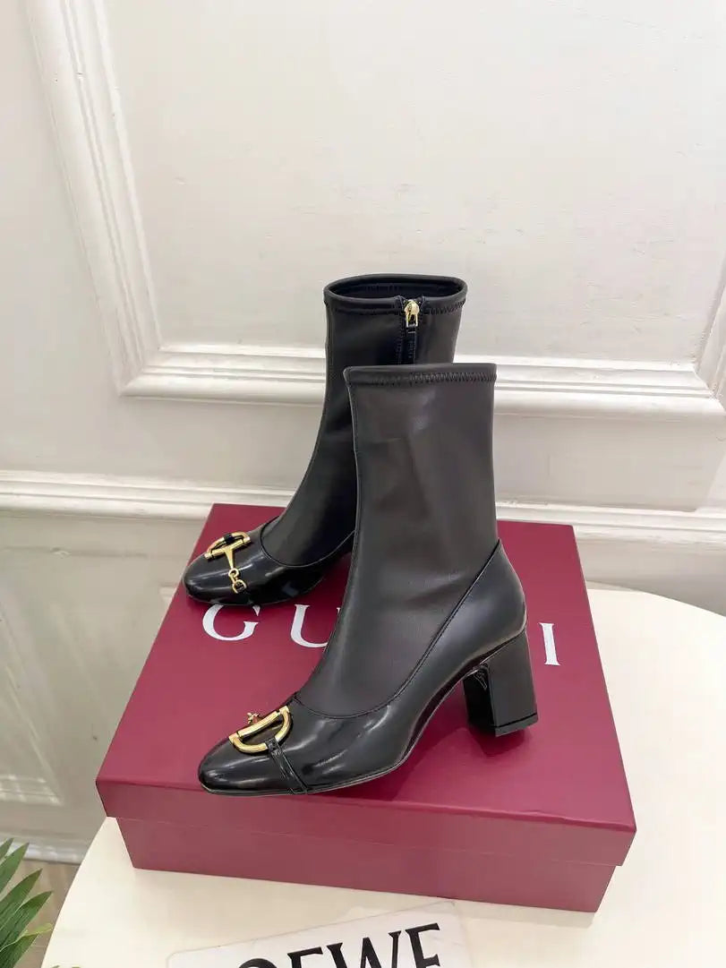 Gucci Women Classic horsebit chunky heel ankle boots G77361