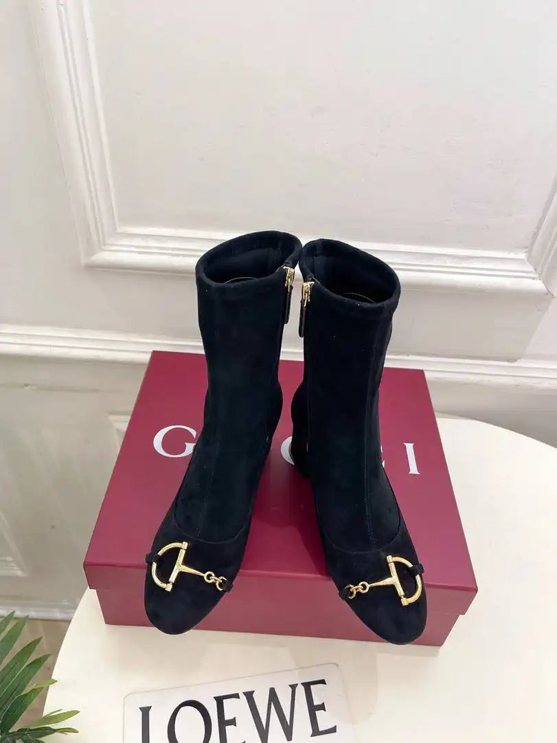Gucci Women Classic horsebit chunky heel ankle boots G77364