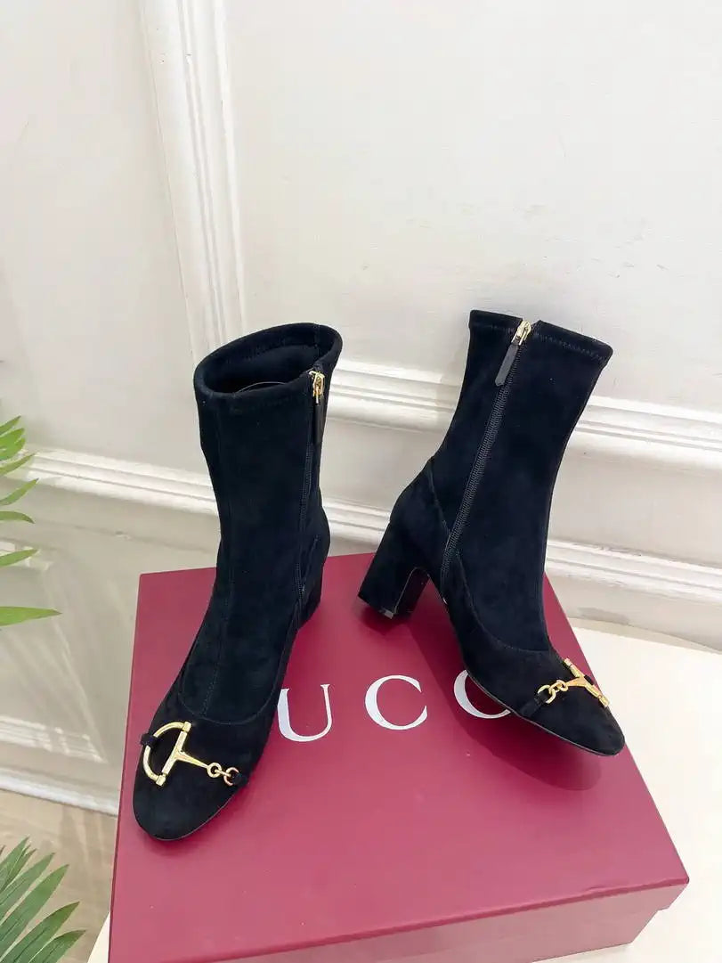 Gucci Women Classic horsebit chunky heel ankle boots G77364