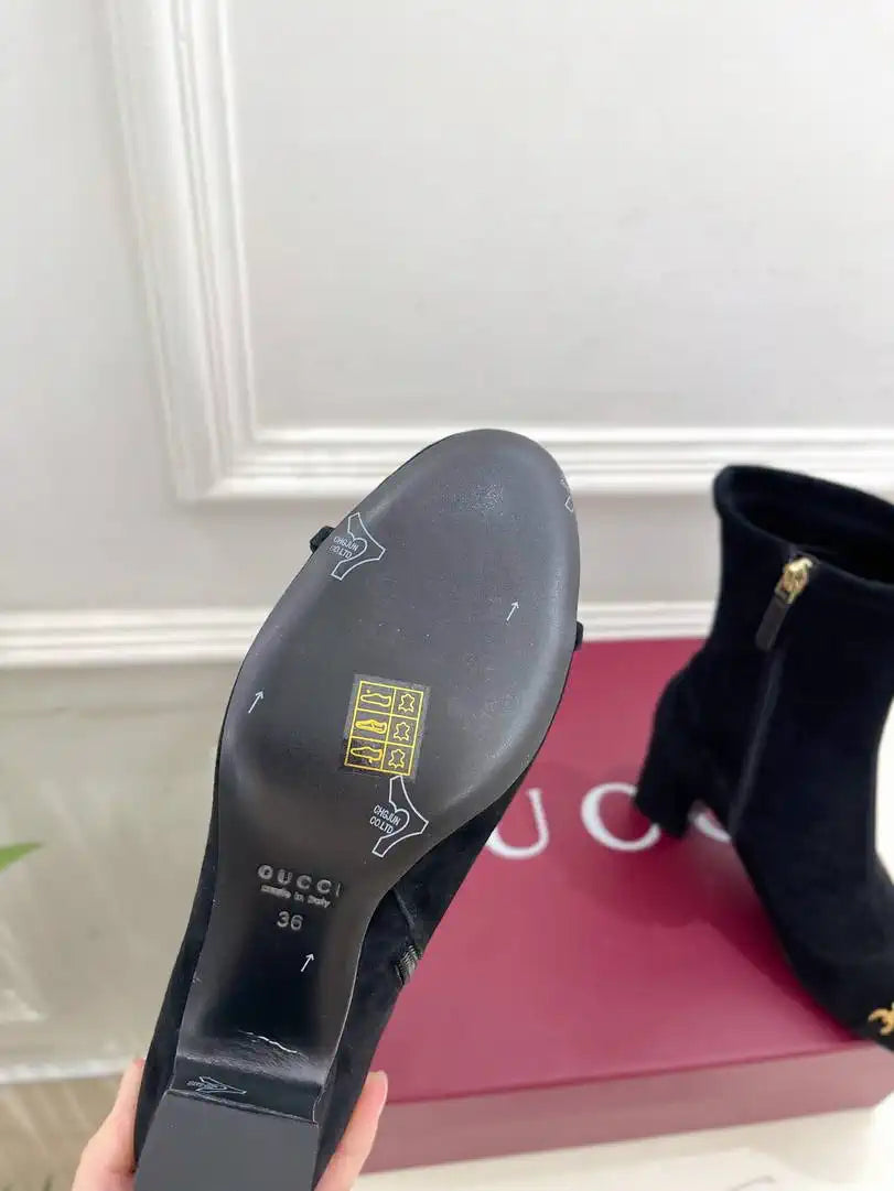 Gucci Women Classic horsebit chunky heel ankle boots G77364