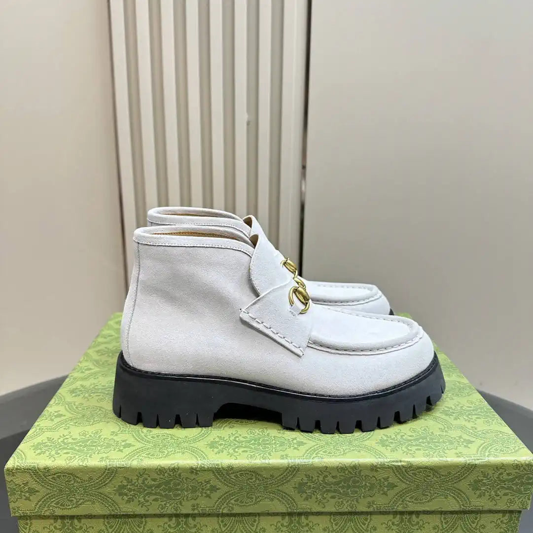 Gucci Women Classic horsebit  High-top casual ankle boots G77390