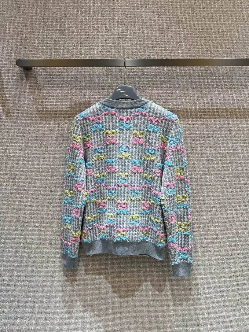 Gucci Women Colorful letter jacquard woven Cardigan G11107