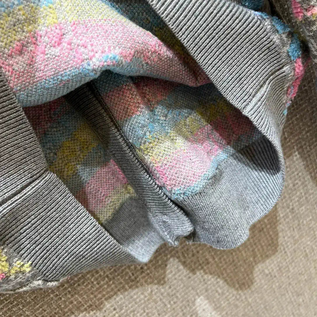 Gucci Women Colorful letter jacquard woven Cardigan G11107