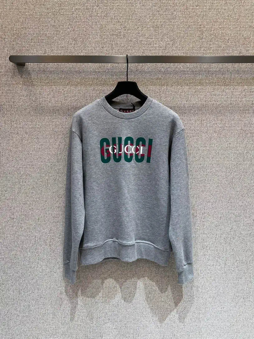 Gucci Women Contrast color letter print T-shirt  G11132