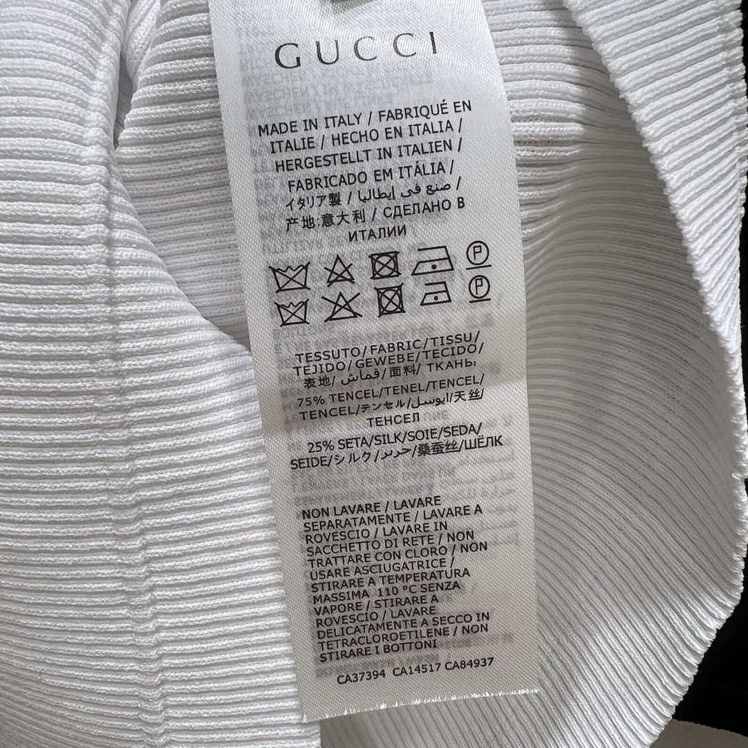 Gucci Women Contrast ribbed knit vest  G85275