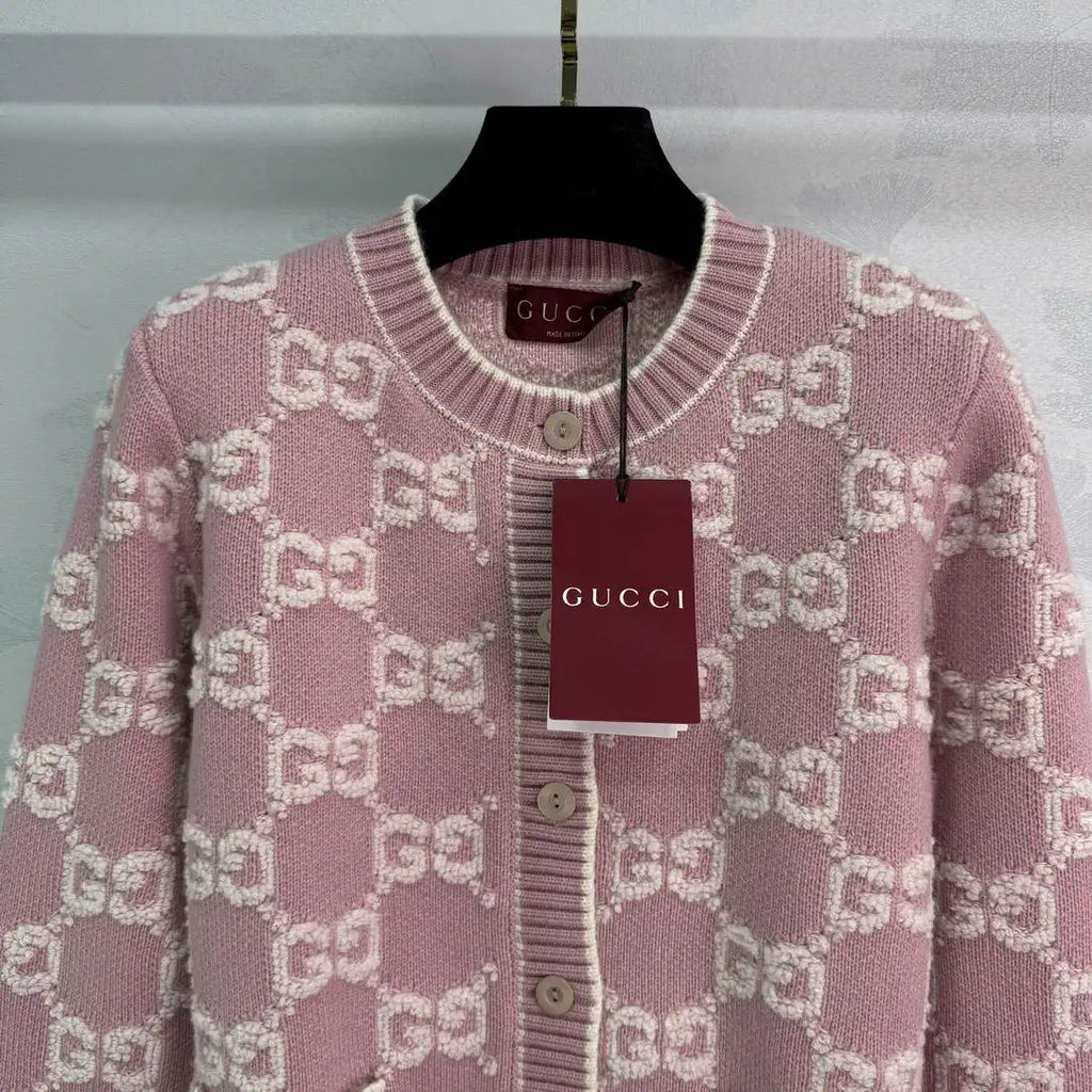 Gucci Women Crew neck knitted cardigan Sweater G11113