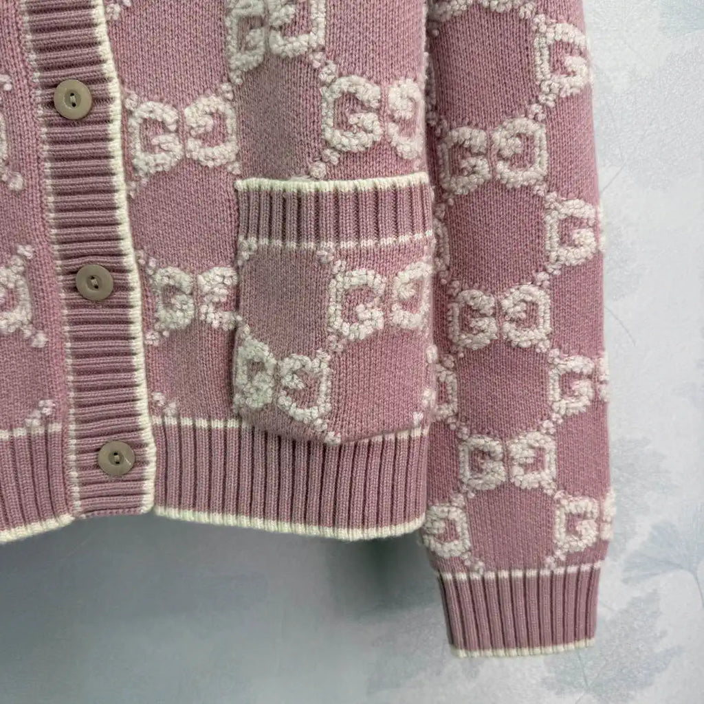 Gucci Women Crew neck knitted cardigan Sweater G11113